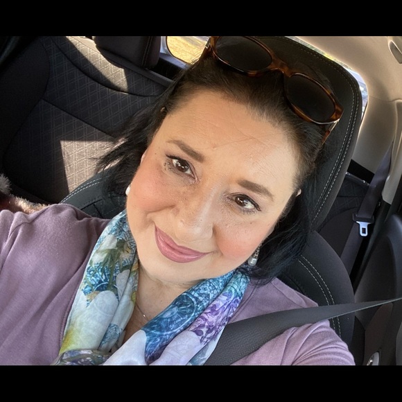 Meet your Posher, Nanette - Picture 1 of 1